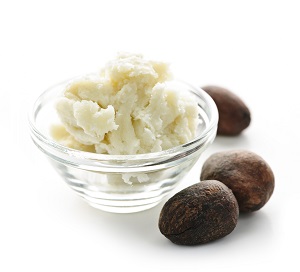 Is almond oil good for skin complexion.jpg